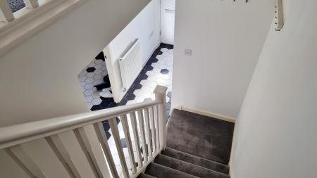 5 bedroom End of terrace house to let in Brook Street East, Wellingborough, NN8