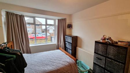 3 bedroom Terraced House to let in Hillside Road, Wellingborough, NN8