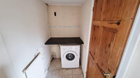 3 bedroom Terraced House to let in Cromwell Road, Rushden, NN10