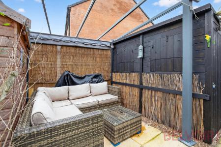 2 bedroom Semi-detached house for sale in Mostyn Street, Wellingborough