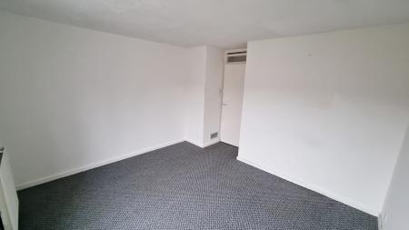 3 bedroom Terraced House to let in Nightingale Lane, Wellingborough, NN8