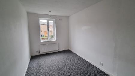 3 bedroom Terraced House to let in Nightingale Lane, Wellingborough, NN8