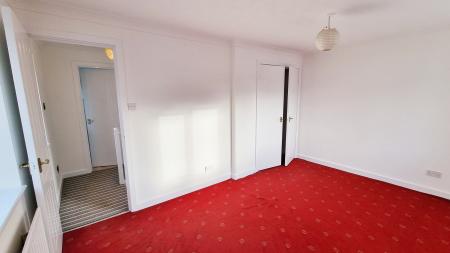 2 bedroom Semi-detached house to let in Chatsworth Drive, Wellingborough, NN8