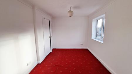 2 bedroom Semi-detached house to let in Chatsworth Drive, Wellingborough, NN8