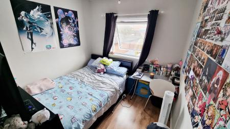 3 bedroom Semi-detached house for sale in Bedford Road, Rushden, Northamptonshire