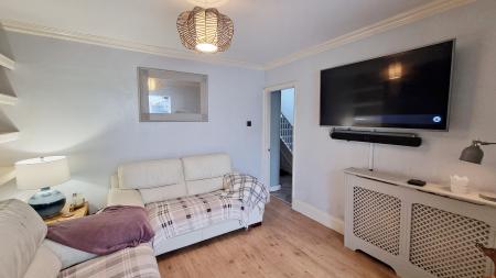 3 bedroom Semi-detached house for sale in Bedford Road, Rushden, Northamptonshire