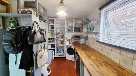 3 bedroom Semi-detached house for sale in Bedford Road, Rushden, Northamptonshire