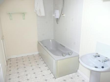 1 bedroom Flat to let in Ranelagh Road, Wellingborough, NN8