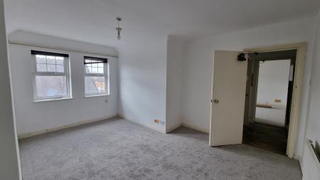 1 bedroom Flat to let in Ranelagh Road, Wellingborough, NN8