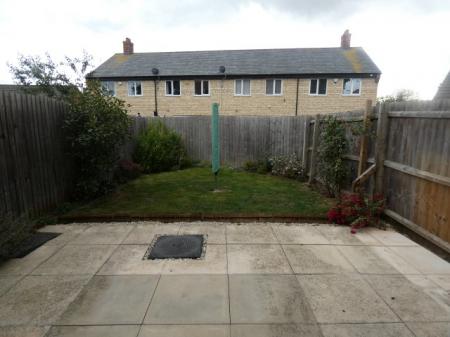 3 bedroom Semi-detached house to let in Barnwell Close, Burton Latimer, NN15