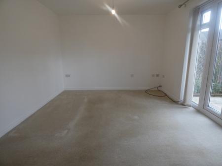 3 bedroom Semi-detached house to let in Barnwell Close, Burton Latimer, NN15