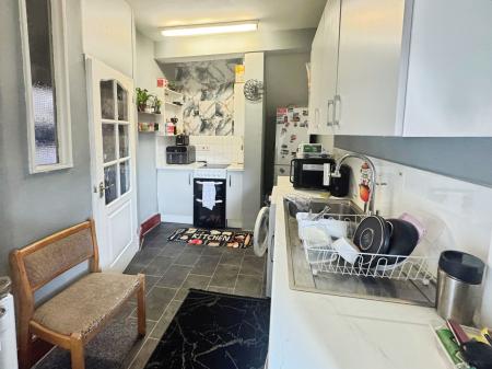 2 bedroom Flat for sale in Mill Road, Wellingborough, Northampton