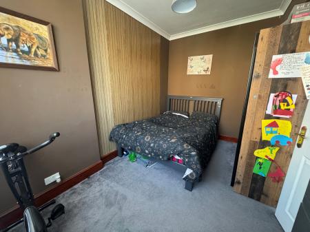 2 bedroom Flat for sale in Mill Road, Wellingborough, Northampton