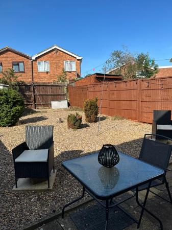 3 bedroom Semi-detached house to let in Whitefriars, Rushden, NN10