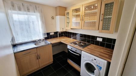 1 bedroom Flat to let in Brooke Mews, Wellingborough, NN8