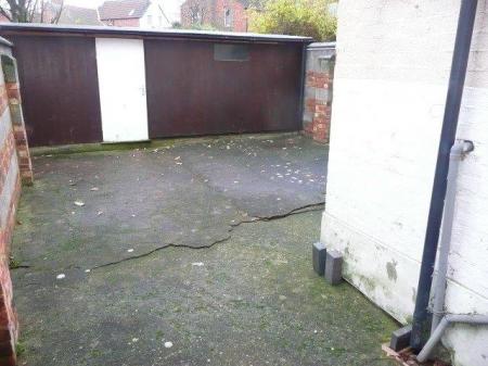 3 bedroom Terraced House to let in Alexandra Road, Wellingborough, NN8