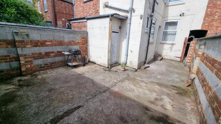 3 bedroom Terraced House to let in Alexandra Road, Wellingborough, NN8