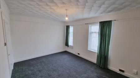 3 bedroom Terraced House to let in Alexandra Road, Wellingborough, NN8