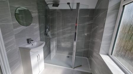 3 bedroom Terraced House to let in Alexandra Road, Wellingborough, NN8