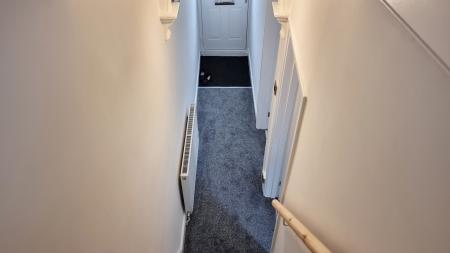 3 bedroom Terraced House to let in Alexandra Road, Wellingborough, NN8
