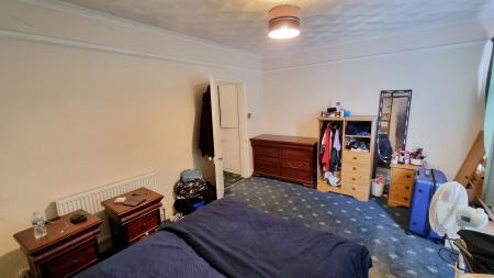 3 bedroom Terraced House to let in Alexandra Road, Wellingborough, NN8