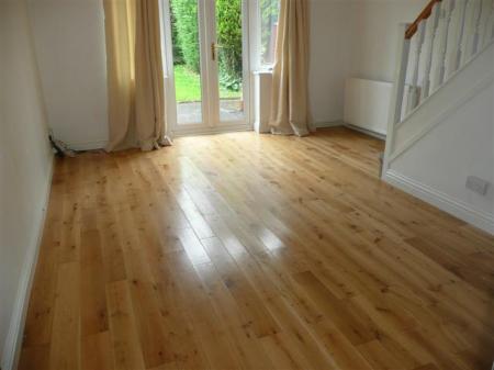 2 bedroom Semi-detached house to let in The Dale, Wellingborough, NN8