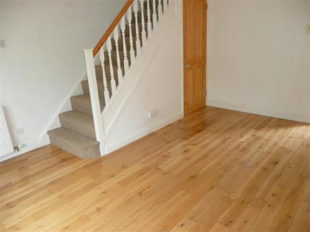 2 bedroom Semi-detached house to let in The Dale, Wellingborough, NN8