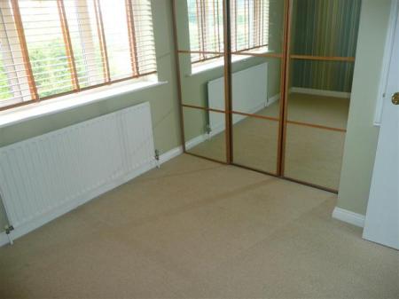 2 bedroom Semi-detached house to let in The Dale, Wellingborough, NN8