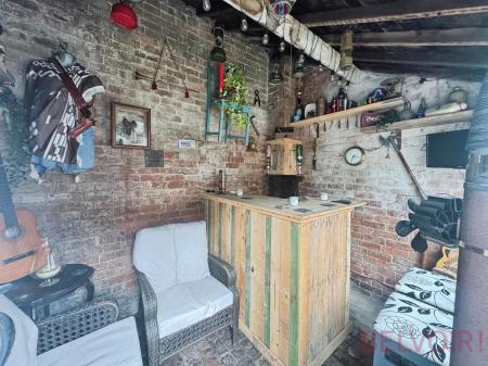 2 bedroom Terraced House for sale in Edinburgh Road, Kettering