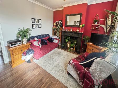 2 bedroom Terraced House for sale in Edinburgh Road, Kettering