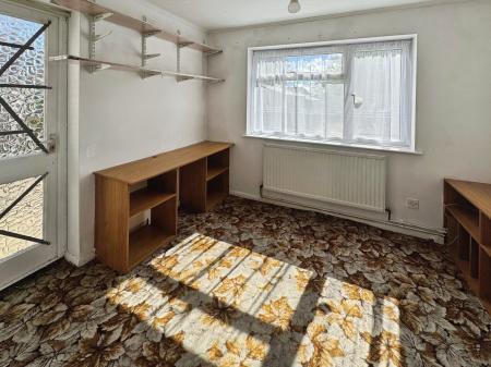 3 bedroom Semi-detached house for sale in Second Avenue, Wellinborough