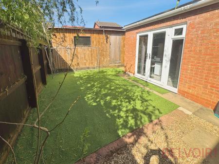 3 bedroom Semi-detached house for sale in Ambleside Close, Wellingborough