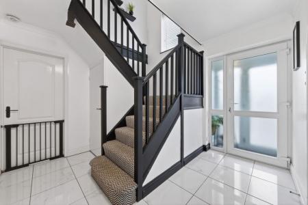 4 bedroom Detached house for sale in Muirfield Road, Wellingborough