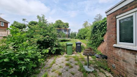 3 bedroom Terraced House to let in Shelley Road, Wellingborough, NN8