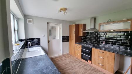 3 bedroom Terraced House to let in Shelley Road, Wellingborough, NN8