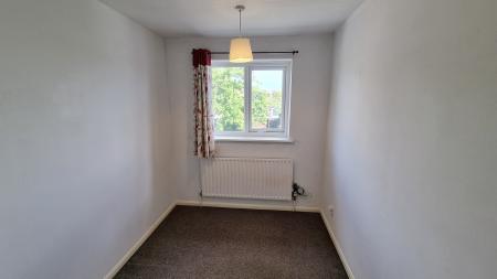 3 bedroom Semi-detached house to let in St Johns Road, Kettering, NN15