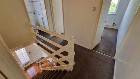 3 bedroom Semi-detached house to let in St Johns Road, Kettering, NN15