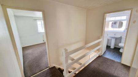 3 bedroom Semi-detached house to let in St Johns Road, Kettering, NN15