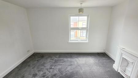 3 bedroom Terraced House to let in Mill Road, Wellingborough, NN8