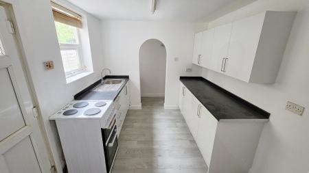 3 bedroom Terraced House to let in Mill Road, Wellingborough, NN8