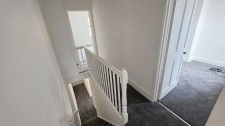 3 bedroom Terraced House to let in Mill Road, Wellingborough, NN8