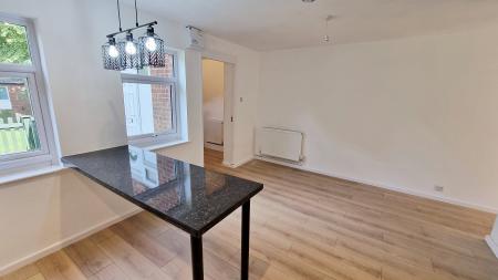 3 bedroom Terraced House to let in Gannet Lane, Wellingborough