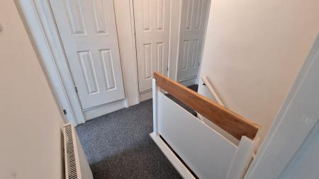 3 bedroom Terraced House to let in Gannet Lane, Wellingborough