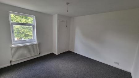 3 bedroom Terraced House to let in Gannet Lane, Wellingborough