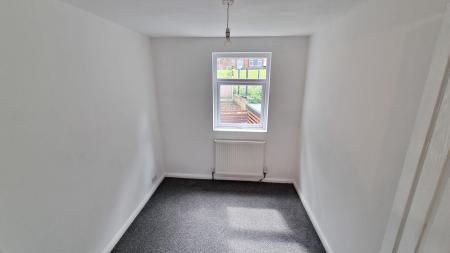 3 bedroom Terraced House to let in Gannet Lane, Wellingborough