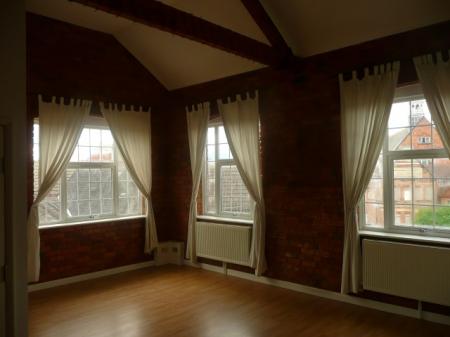 1 bedroom Flat to let in Mill Road, Wellingborough, NN8