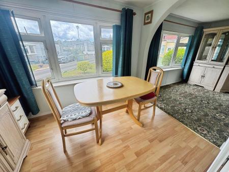 2 bedroom Park home for sale in Pine Crescent, Overstone Lakes