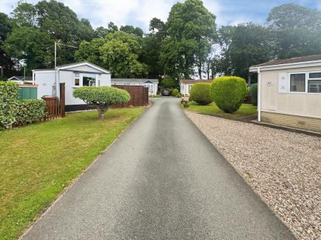 2 bedroom Park home for sale in Pine Crescent, Overstone Lakes