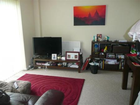 1 bedroom Flat to let in Lucas Close, Irthlingborough, NN9