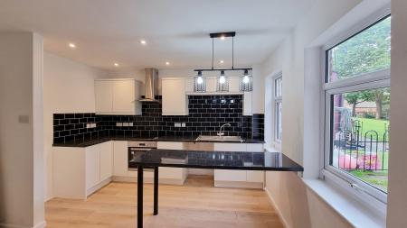 3 bedroom Terraced House for sale in Gannet Lane, Wellingborough
